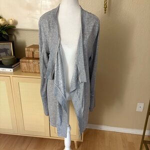 Z SUPPLY Grey Drap Wrap Cardigan Size‎ Large